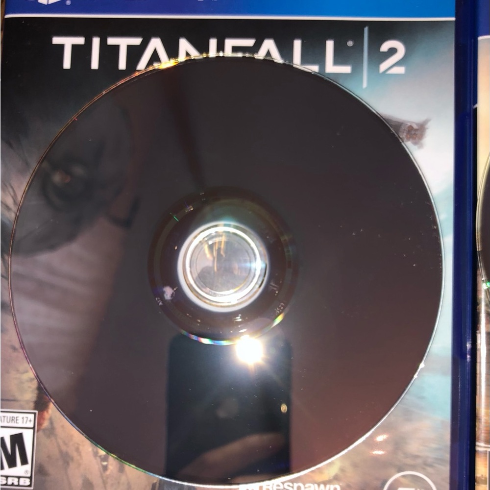 Titanfall 2 PS4 Game Disc - Black